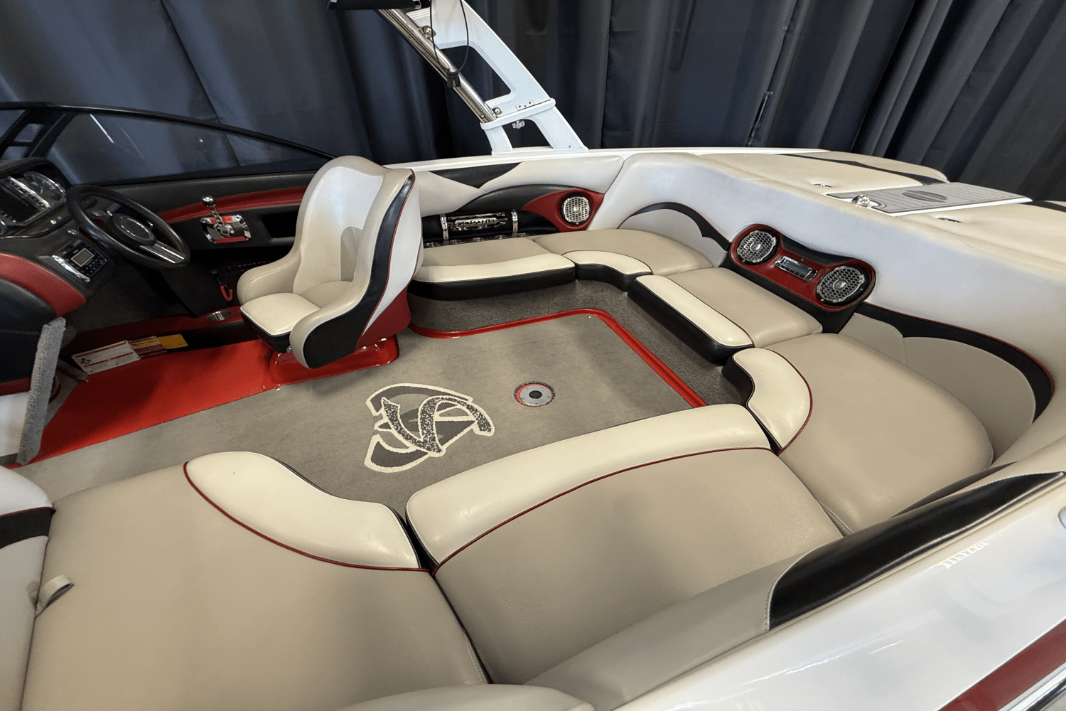 2013 Malibu 21VLX Image Thumbnail #14
