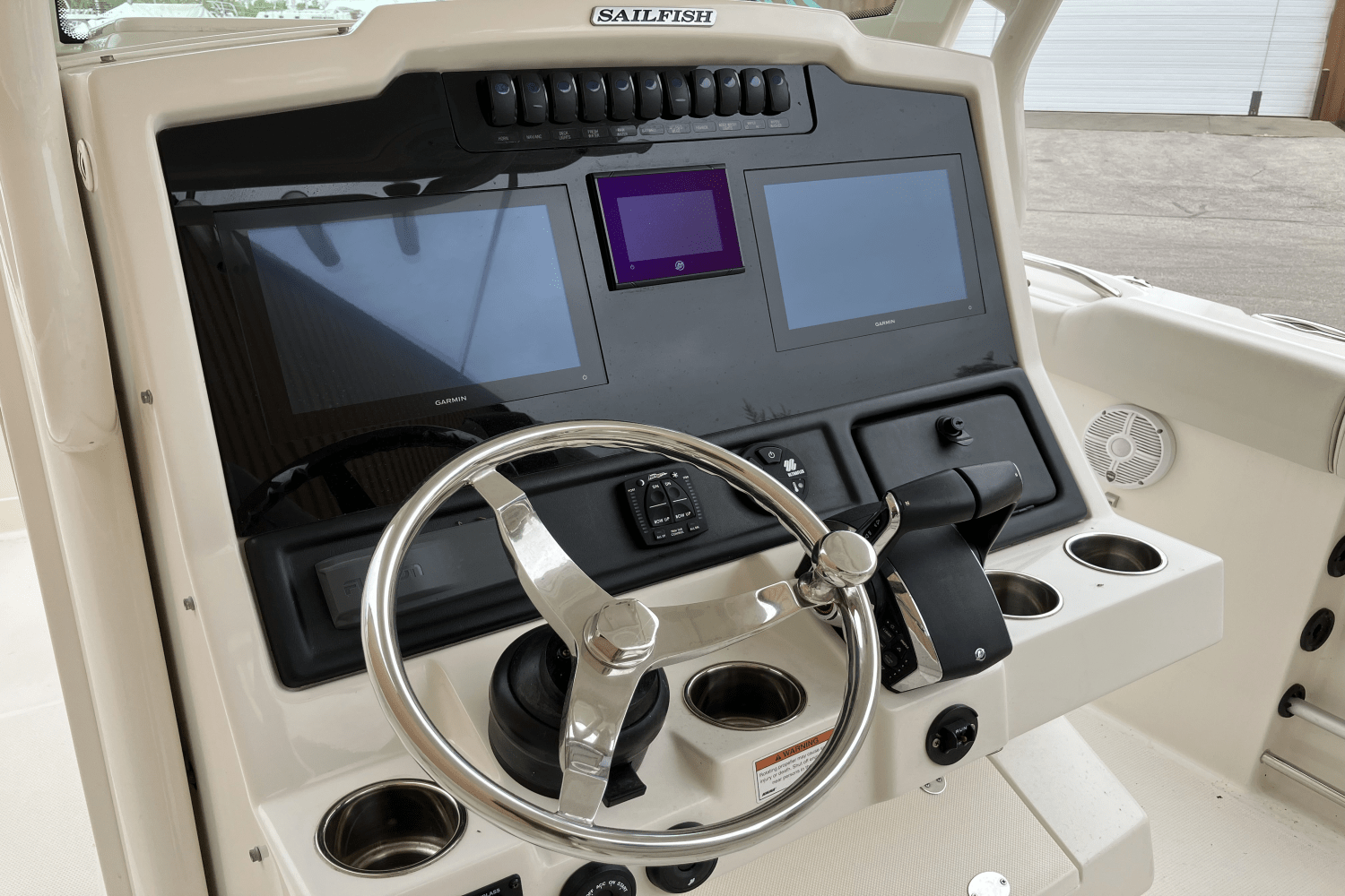 2023 Sailfish 272 CC Image Thumbnail #15