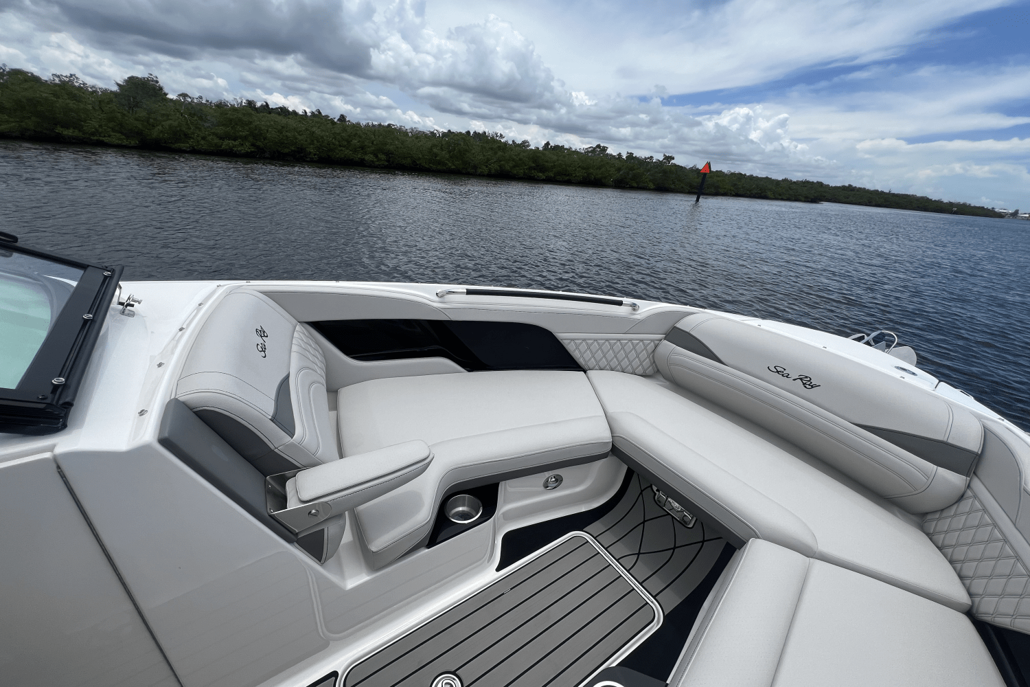 2026 Sea Ray 280SXO Image Thumbnail #19