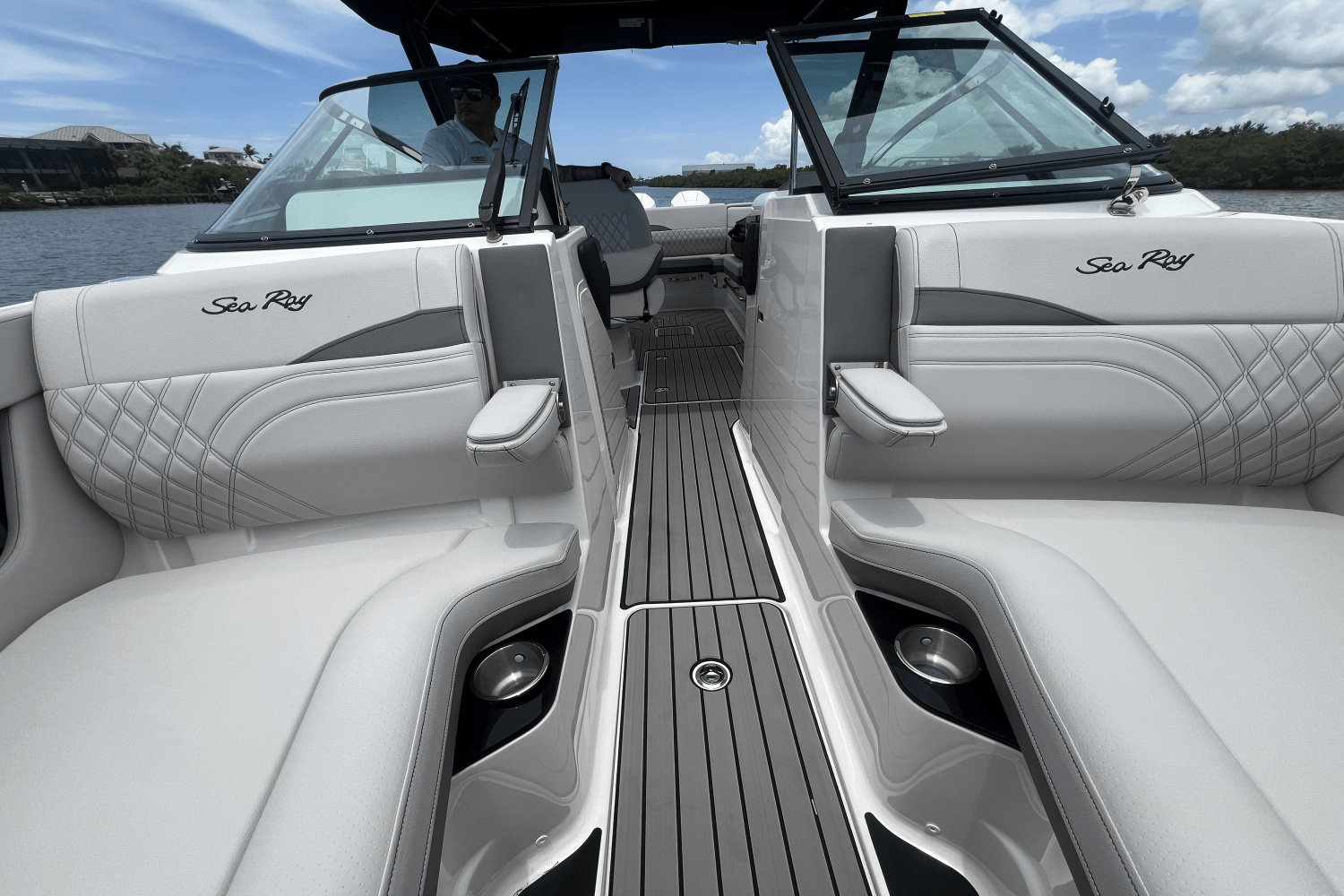 2026 Sea Ray 280SXO Image Thumbnail #23