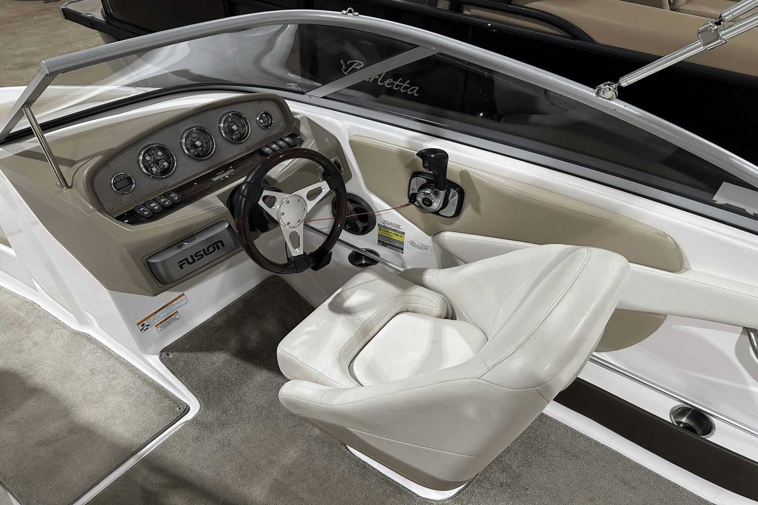 2013 Regal 1900ES Image Thumbnail #13