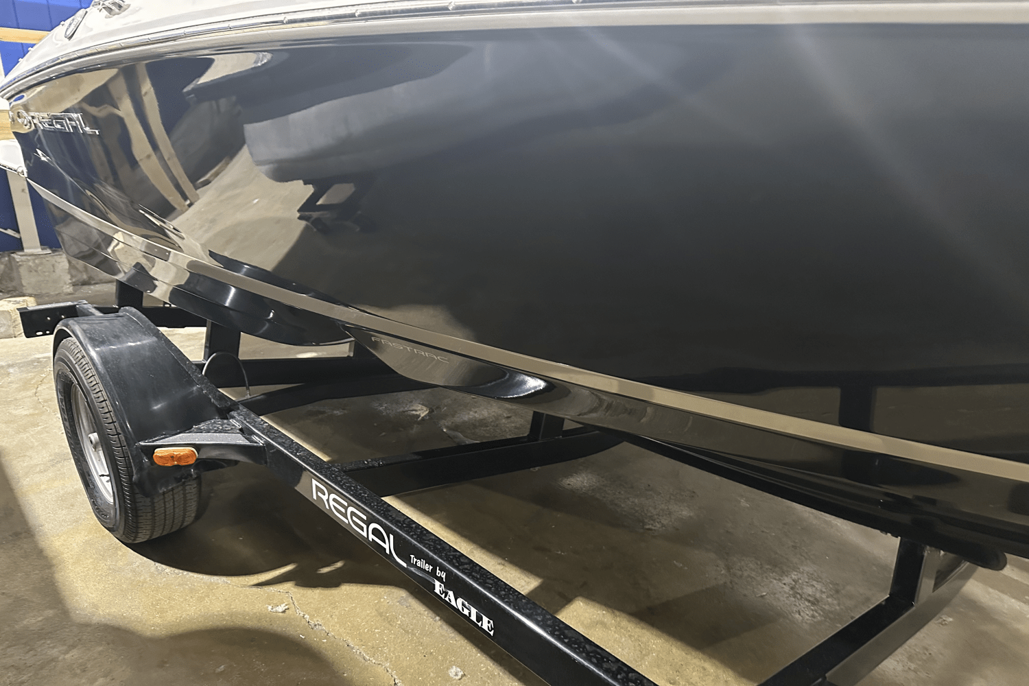 2013 Regal 1900ES Image Thumbnail #4