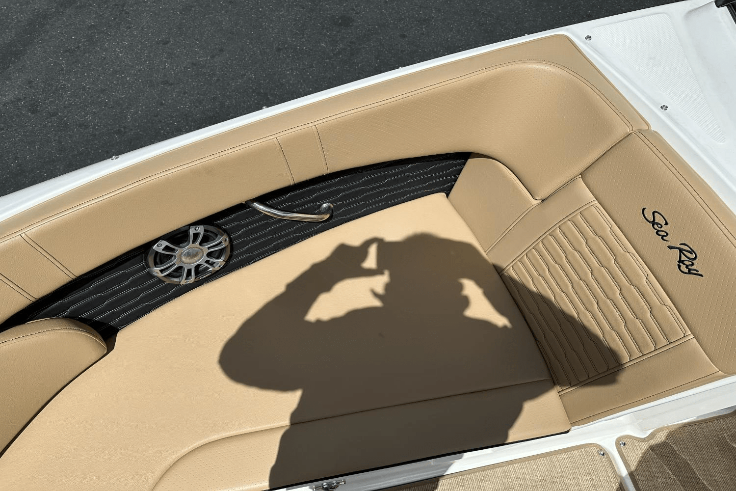 2023 Sea Ray 230 SPX-OB Image Thumbnail #37