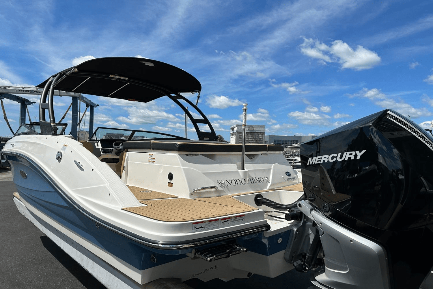 2023 Sea Ray 230 SPX-OB Image Thumbnail #16