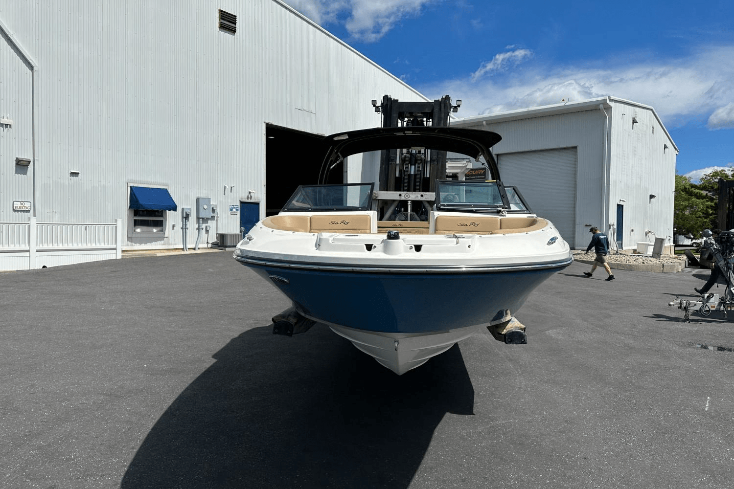 2023 Sea Ray 230 SPX-OB Image Thumbnail #10
