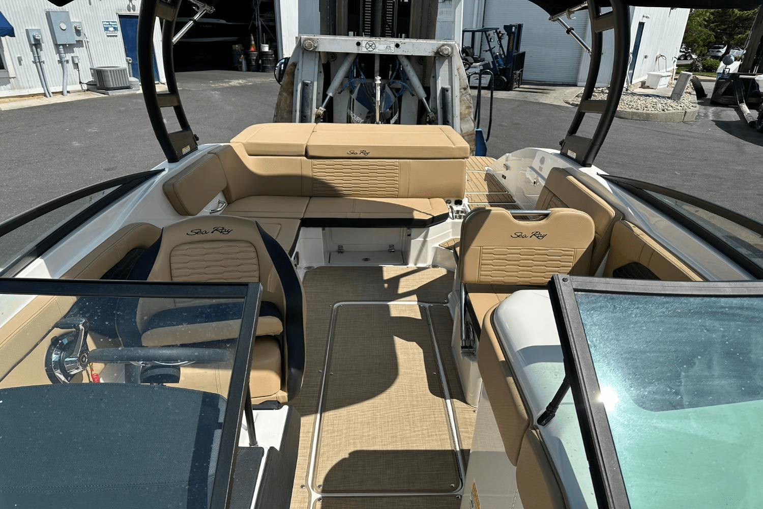 2023 Sea Ray 230 SPX-OB Image Thumbnail #31