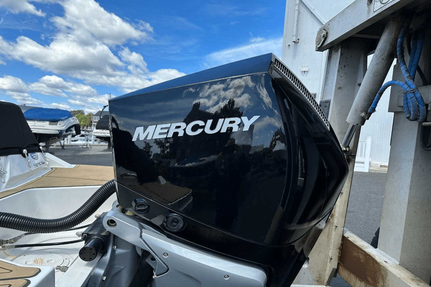 2023 Sea Ray 230 SPX-OB Image Thumbnail #13