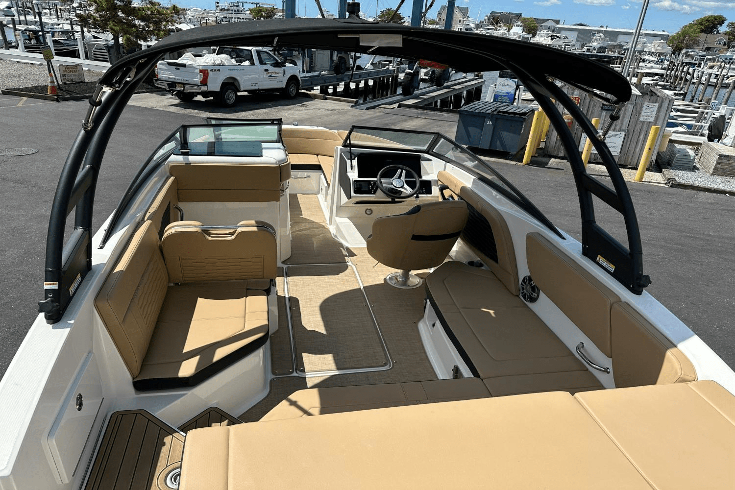 2023 Sea Ray 230 SPX-OB Image Thumbnail #22