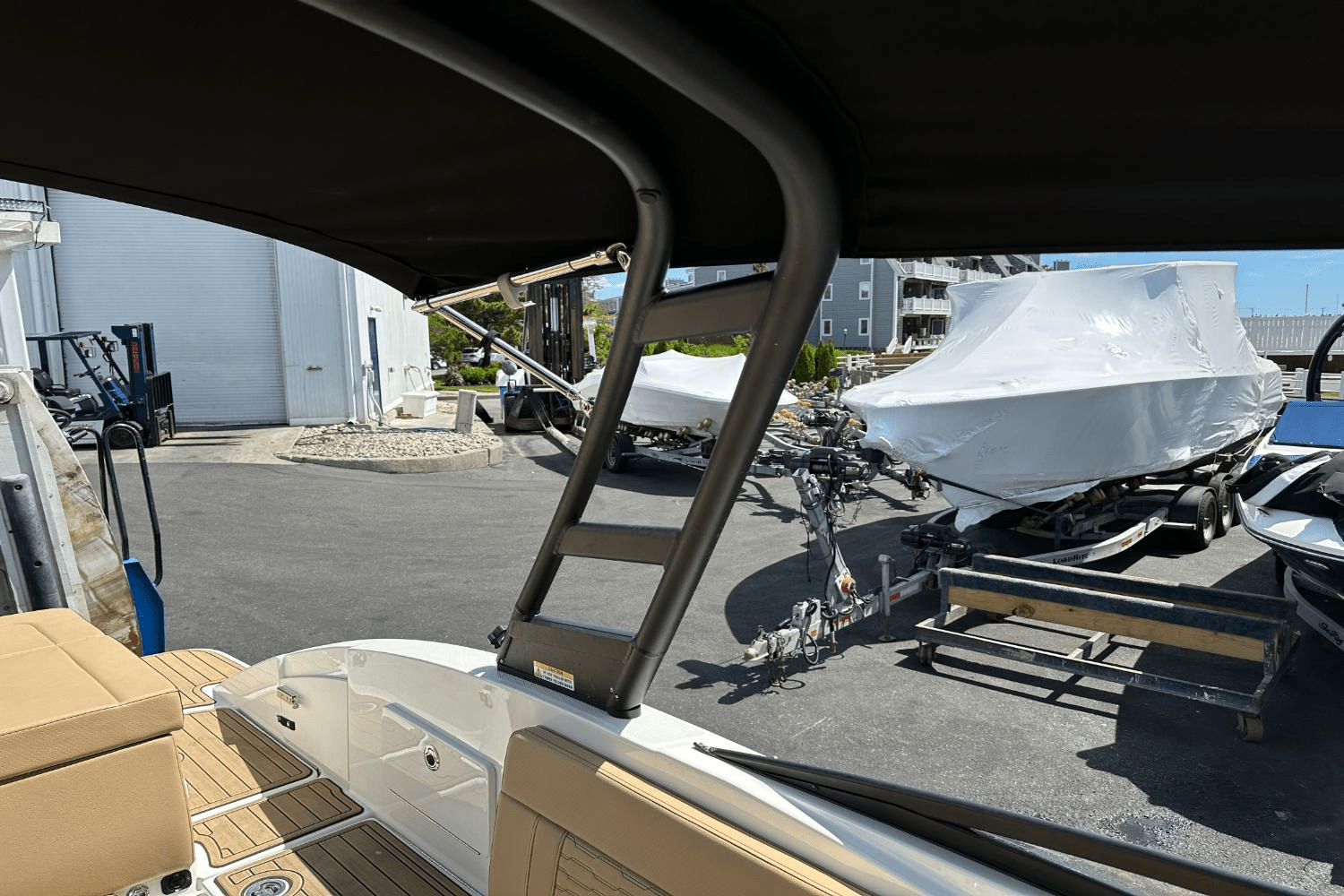 2023 Sea Ray 230 SPX-OB Image Thumbnail #47