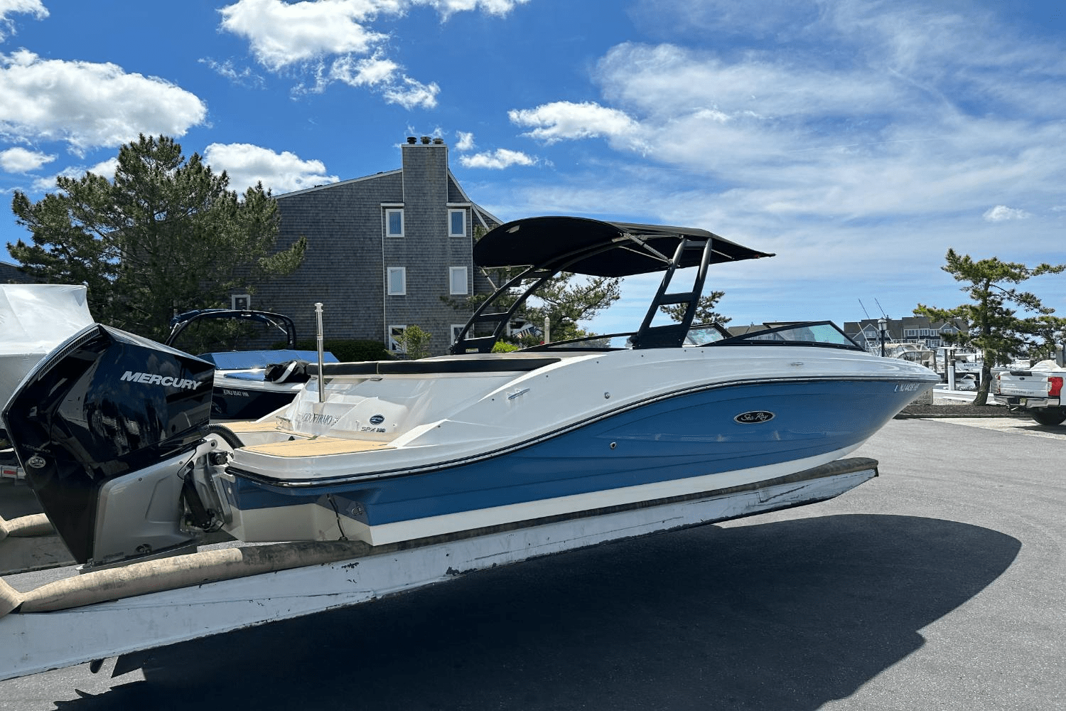 2023 Sea Ray 230 SPX-OB Image Thumbnail #5