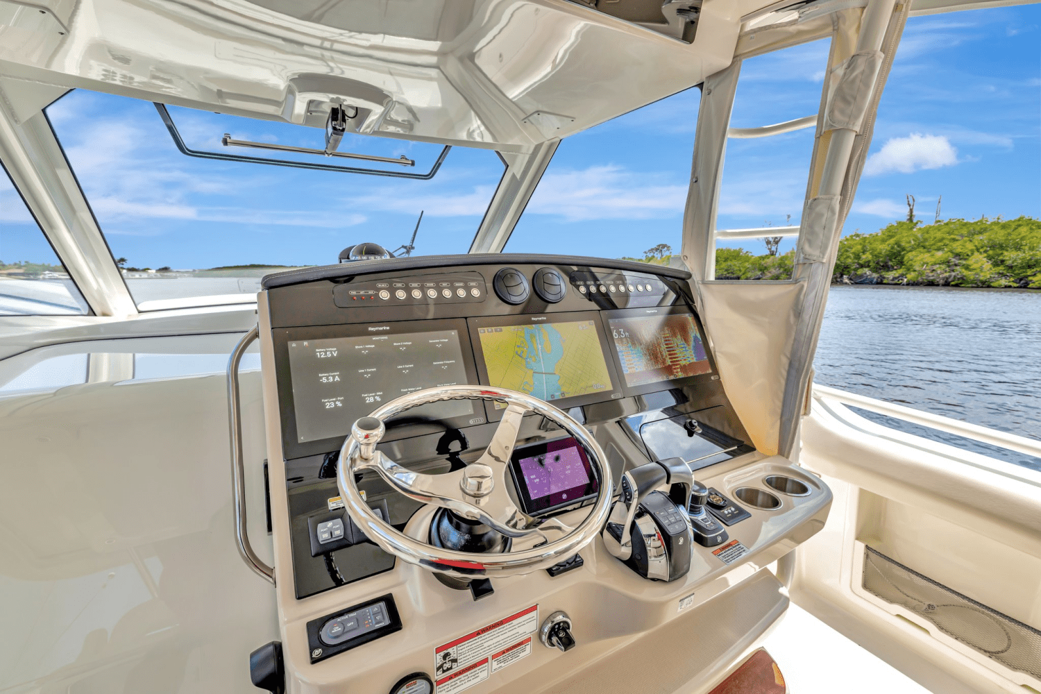 2020 Boston Whaler 420 OUTRAGE Image Thumbnail #30