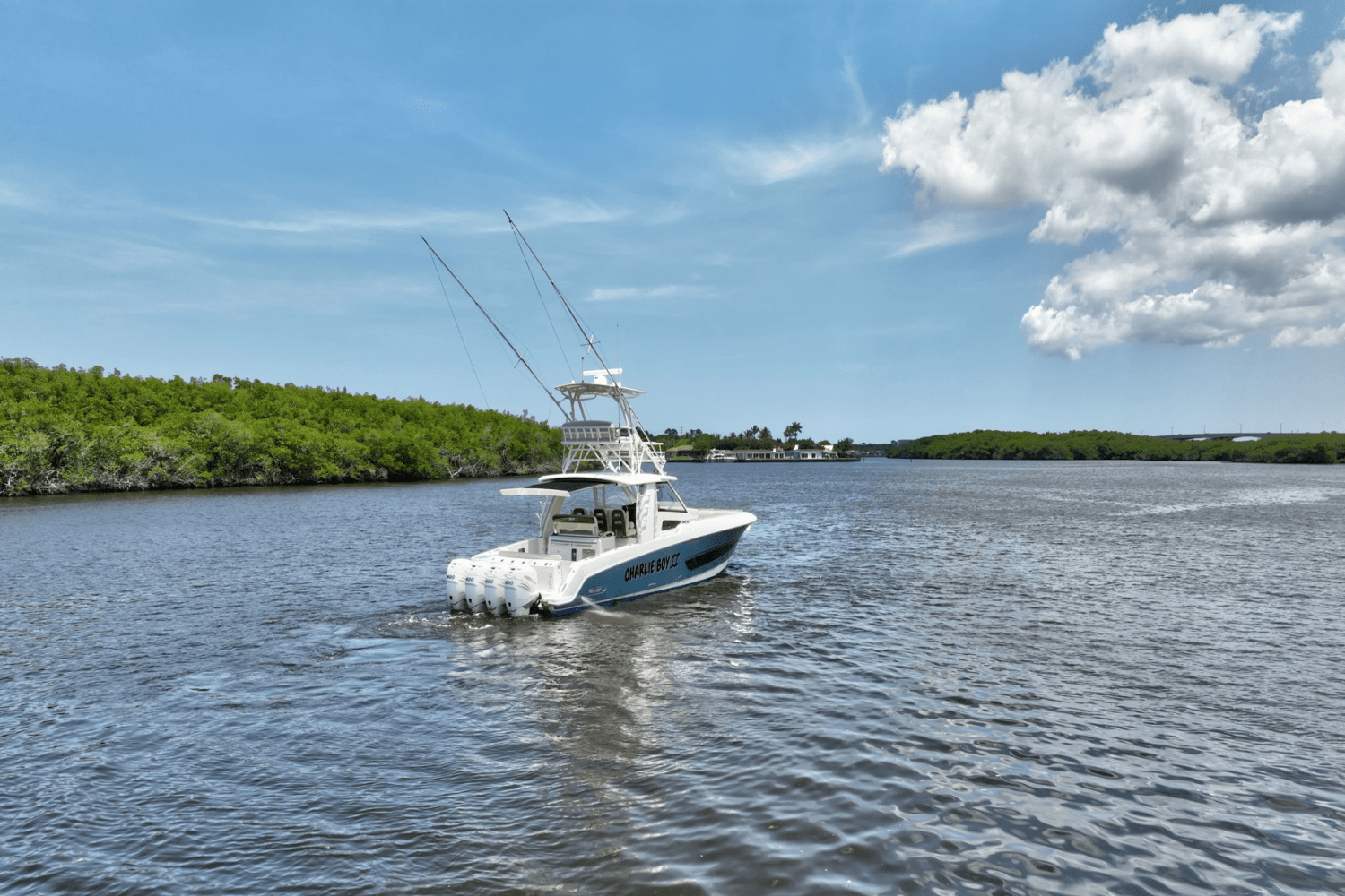 2020 Boston Whaler 420 OUTRAGE Image Thumbnail #4