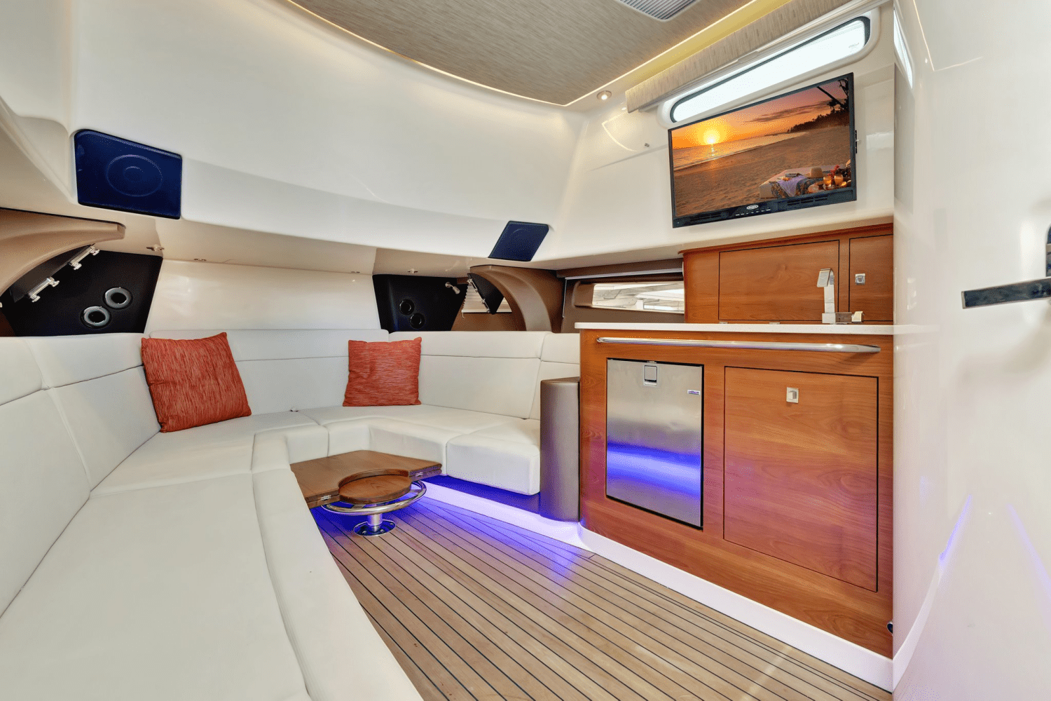 2020 Boston Whaler 420 OUTRAGE Image Thumbnail #16