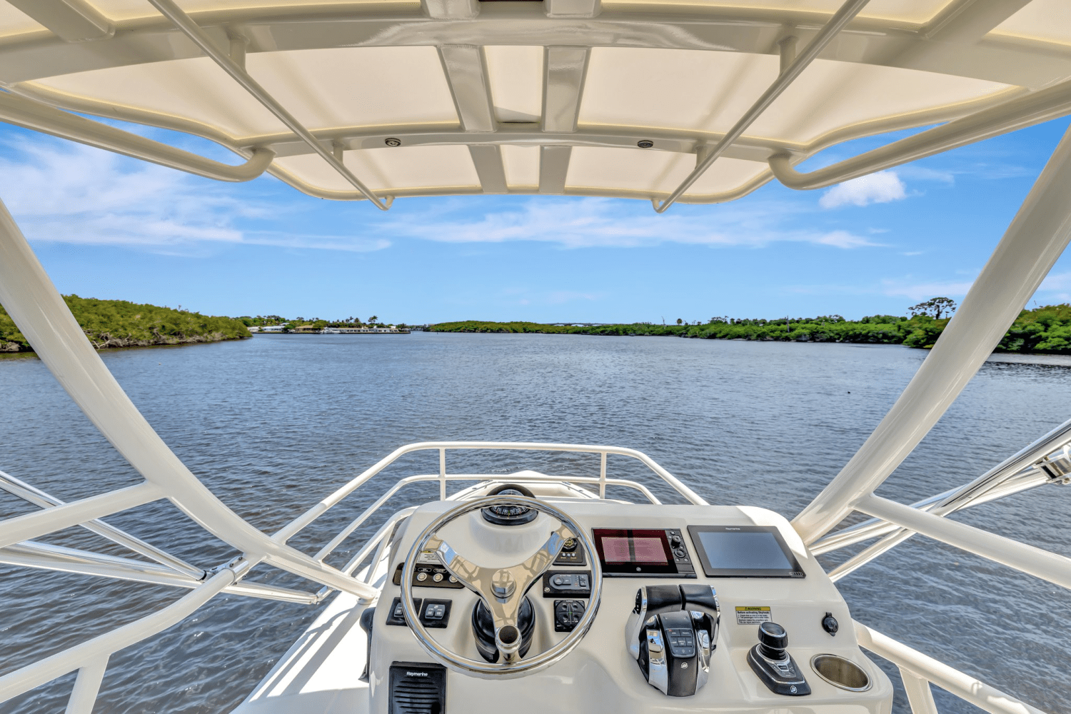 2020 Boston Whaler 420 OUTRAGE Image Thumbnail #36