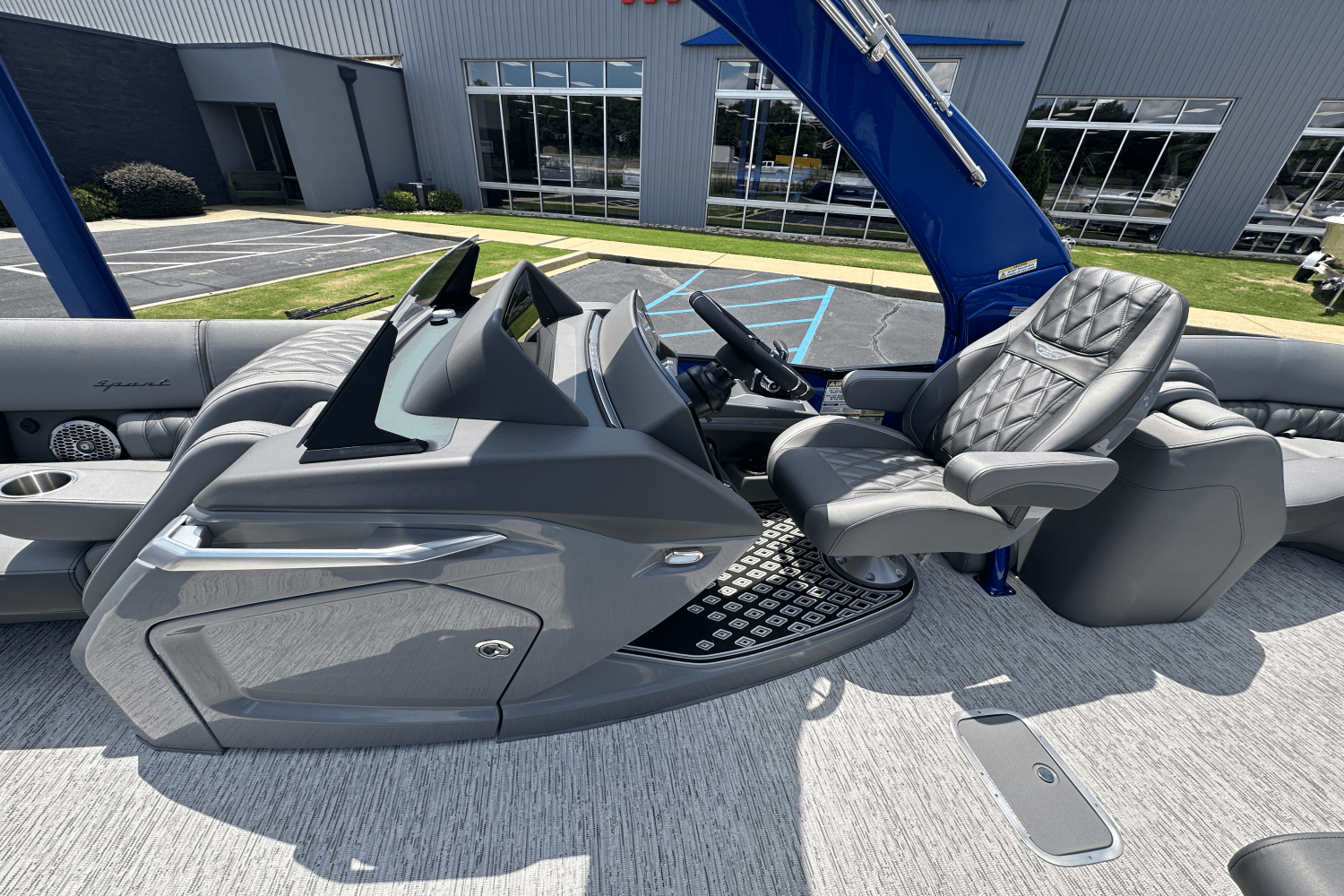 2026 Bennington 25Q Image Thumbnail #11