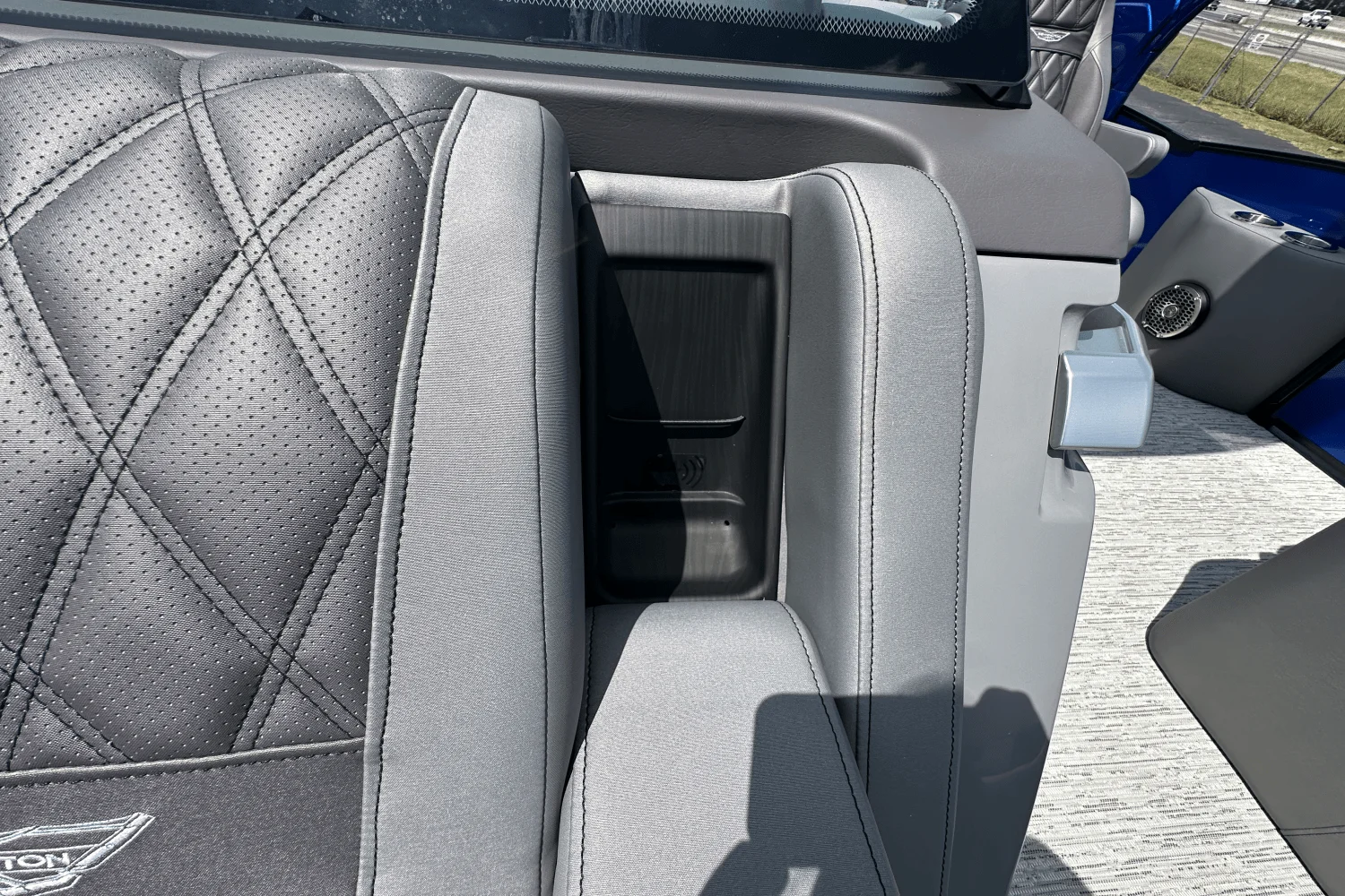 2026 Bennington 25Q Image Thumbnail #9