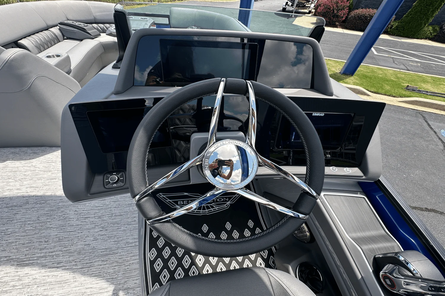 2026 Bennington 25Q Image Thumbnail #13