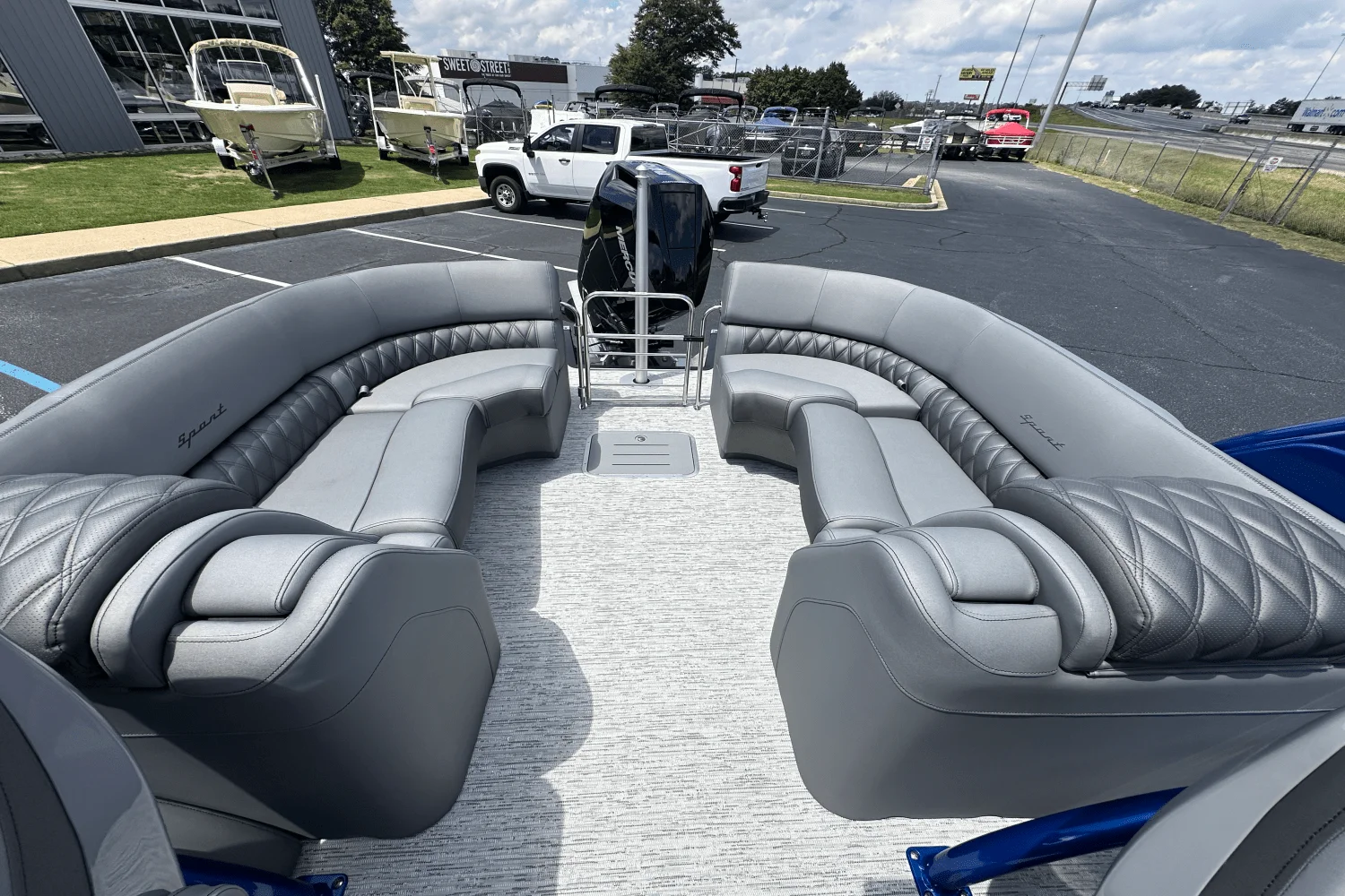 2026 Bennington 25Q Image Thumbnail #16