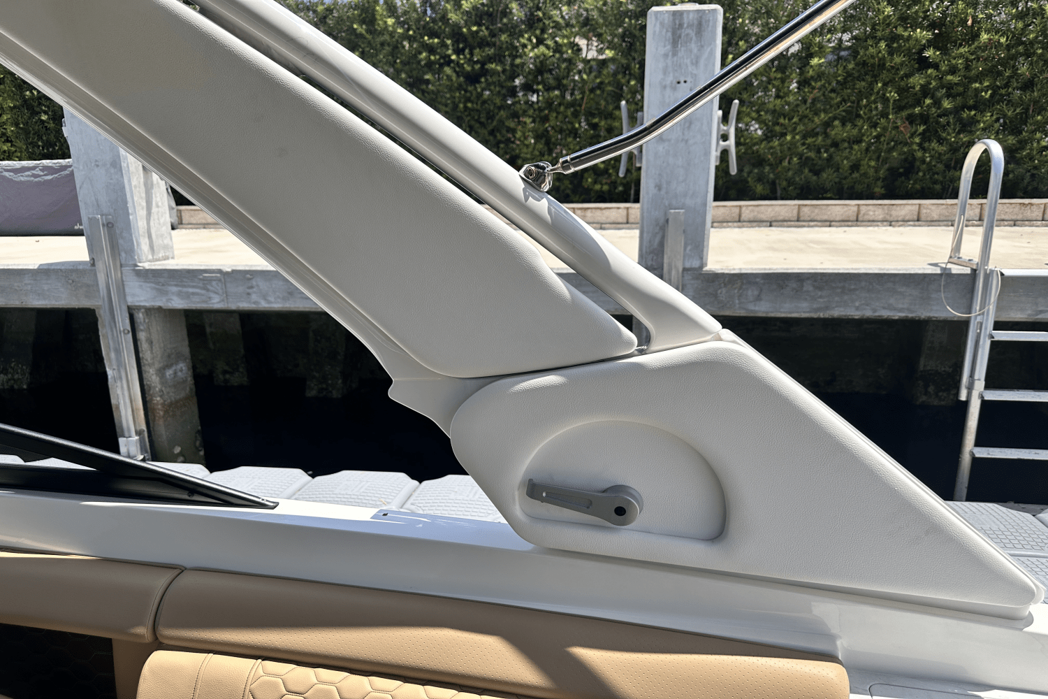 2023 Sea Ray 290 SDX OB Image Thumbnail #30