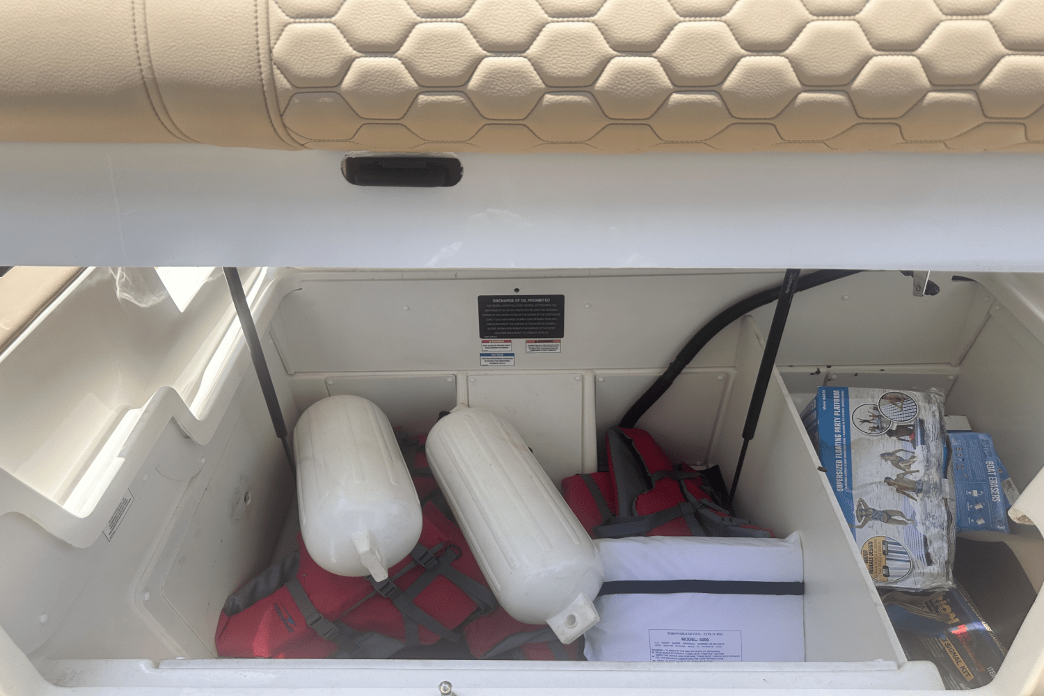2023 Sea Ray 290 SDX OB Image Thumbnail #24