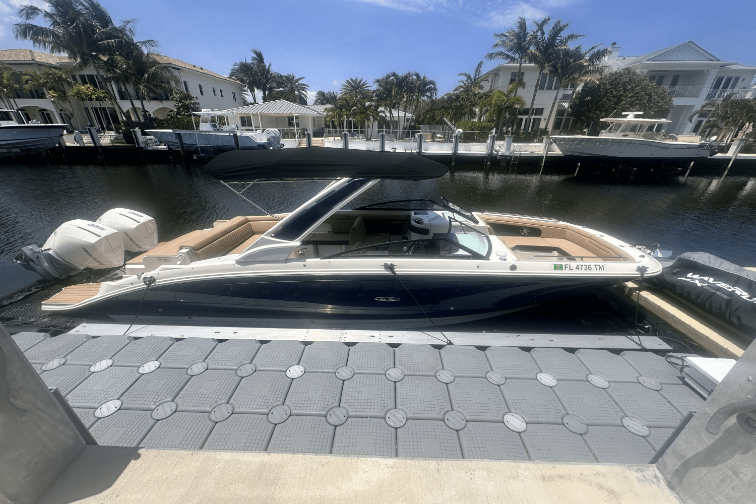 2023 Sea Ray 290 SDX OB Image Thumbnail #2