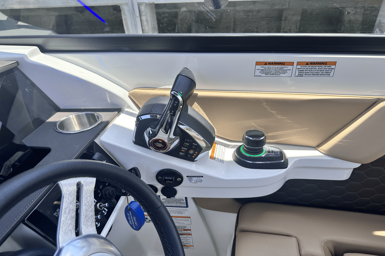 2023 Sea Ray 290 SDX OB Image Thumbnail #18