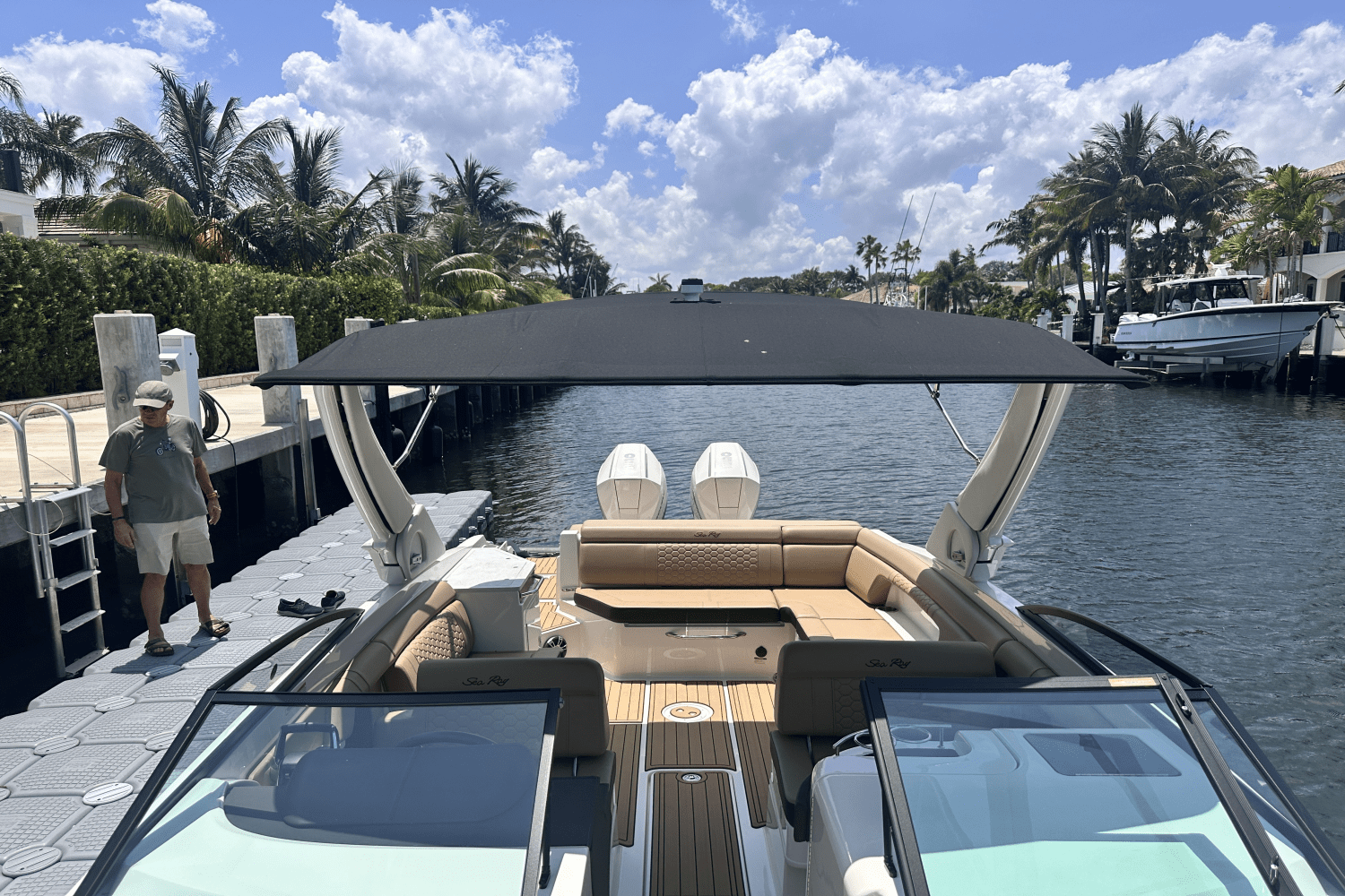 2023 Sea Ray 290 SDX OB Image Thumbnail #6