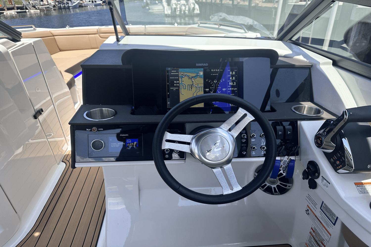 2023 Sea Ray 290 SDX OB Image Thumbnail #20