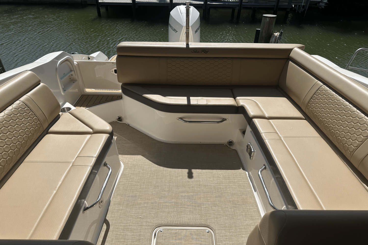 2021 Sea Ray SDX 270 OB Image Thumbnail #12