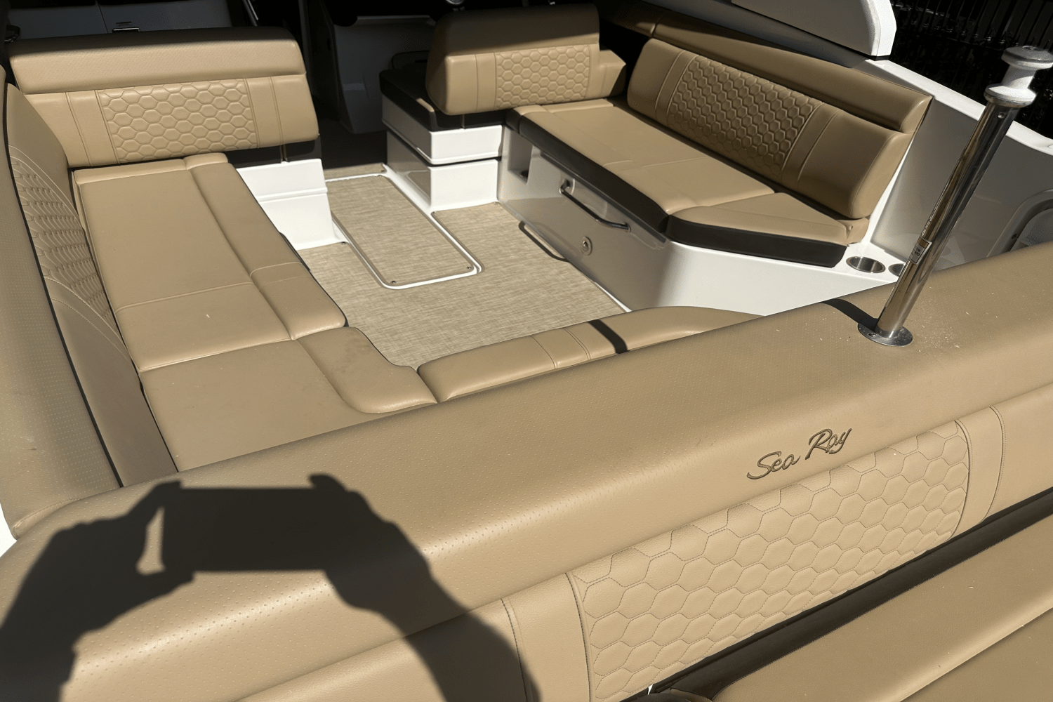 2021 Sea Ray SDX 270 OB Image Thumbnail #11