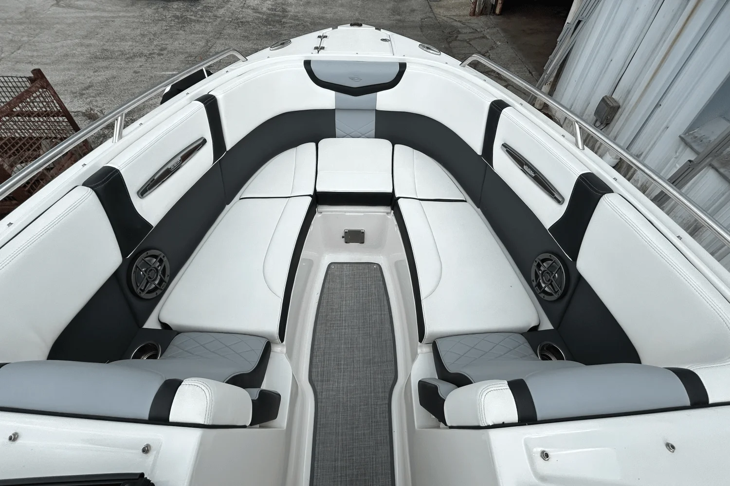 2022 Chaparral 267 SSX Image Thumbnail #14