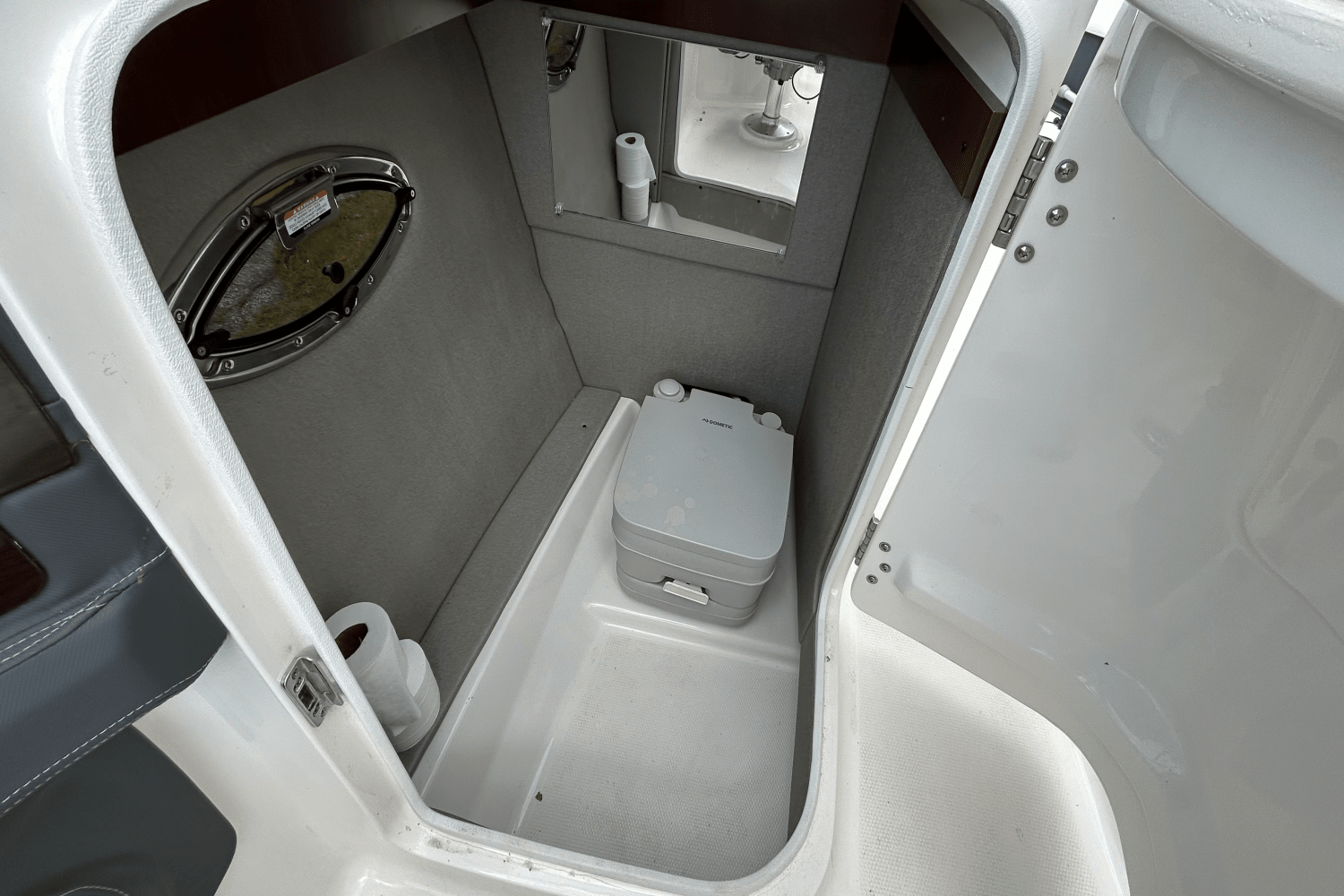 2022 Chaparral 267 SSX Image Thumbnail #20