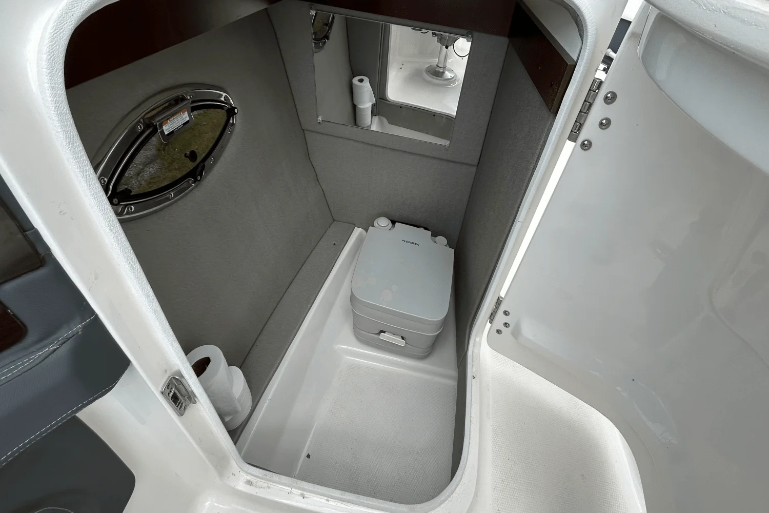 2022 Chaparral 267 SSX Image Thumbnail #20