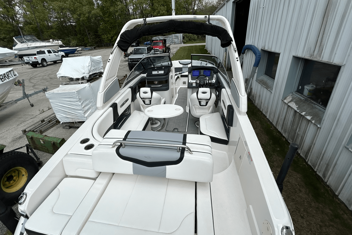 2022 Chaparral 267 SSX Image Thumbnail #8