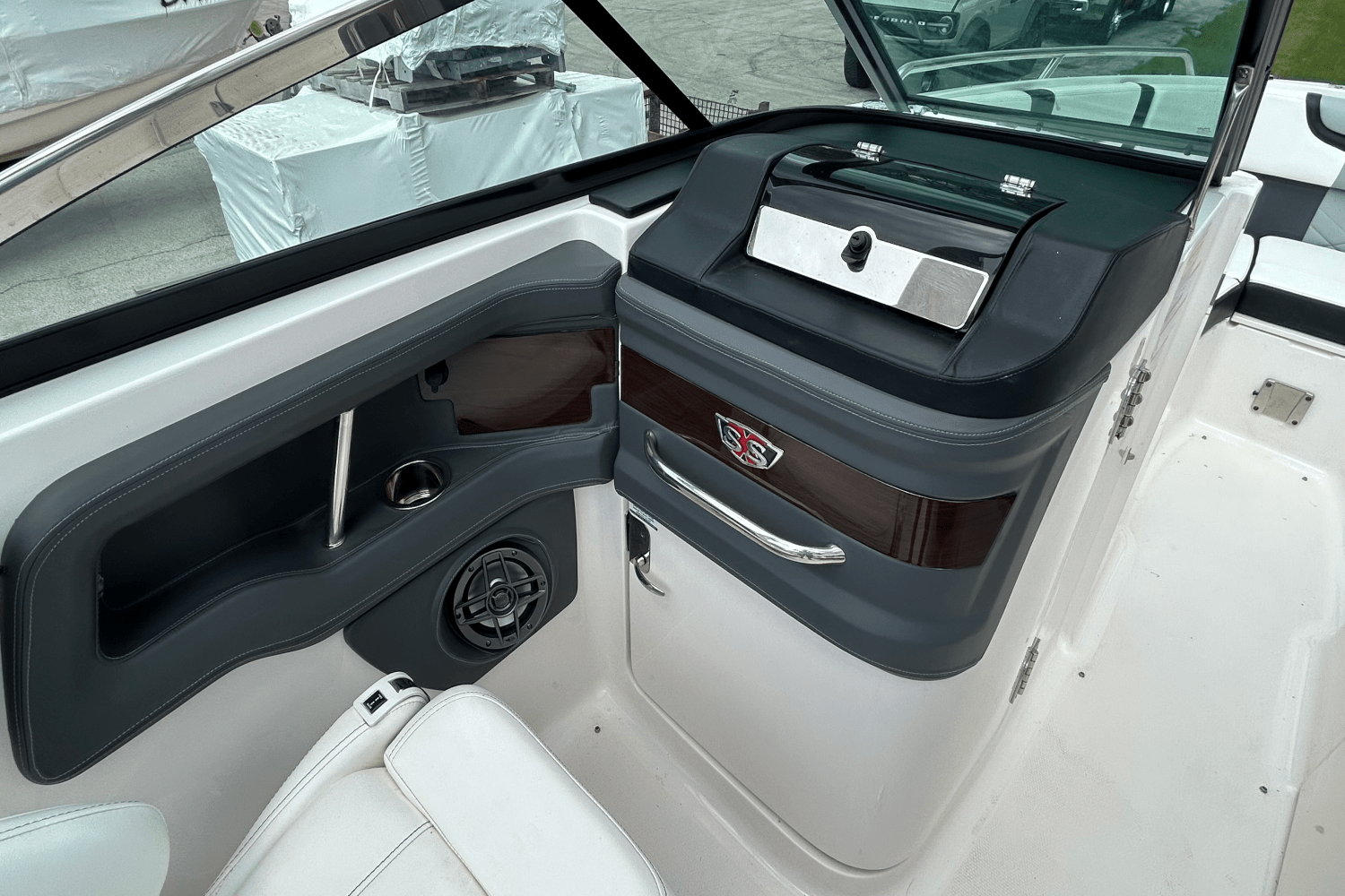 2022 Chaparral 267 SSX Image Thumbnail #19