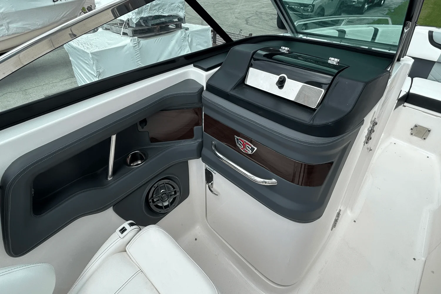 2022 Chaparral 267 SSX Image Thumbnail #19