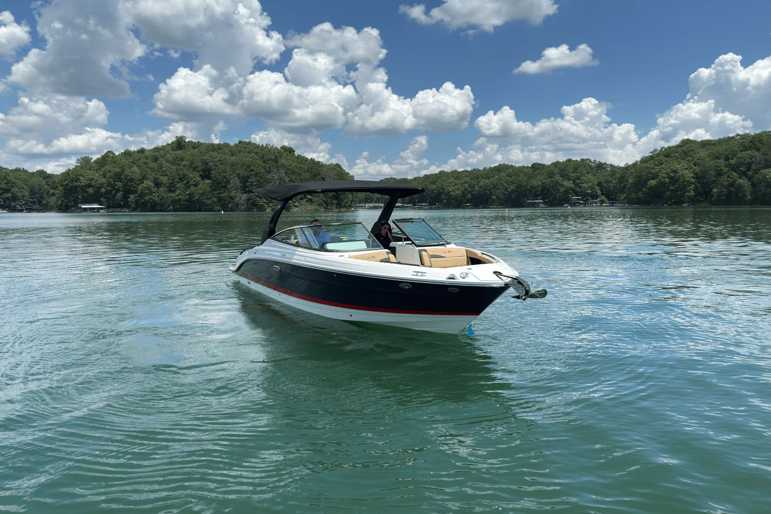 2026 Sea Ray SLX 280 Image Thumbnail #3