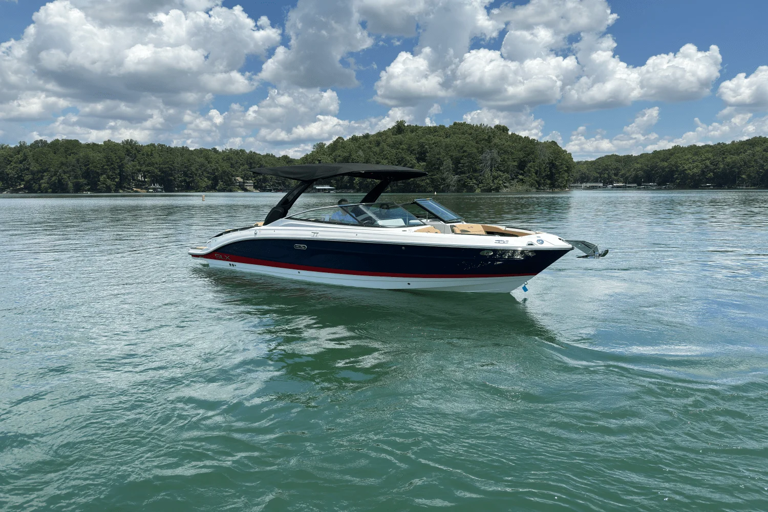 2026 Sea Ray SLX 280 Image Thumbnail #4