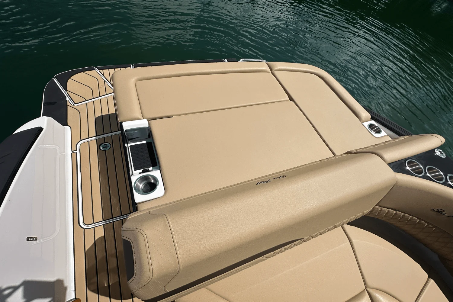 2026 Sea Ray SLX 280 Image Thumbnail #24