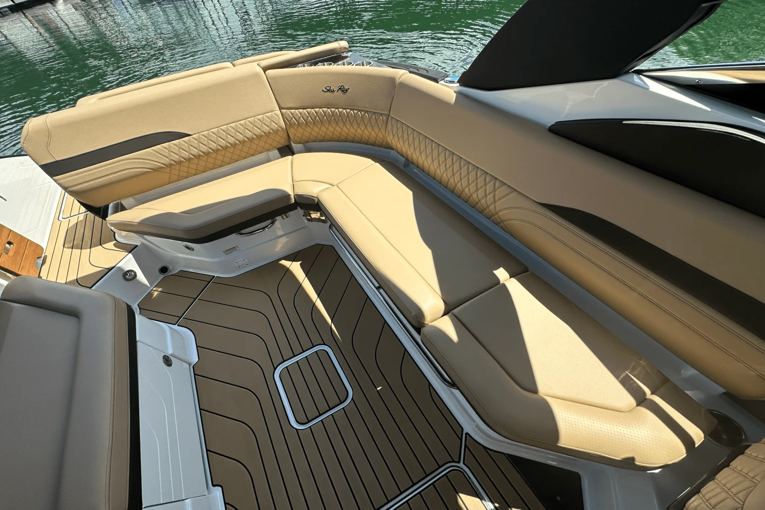 2026 Sea Ray SLX 280 Image Thumbnail #21