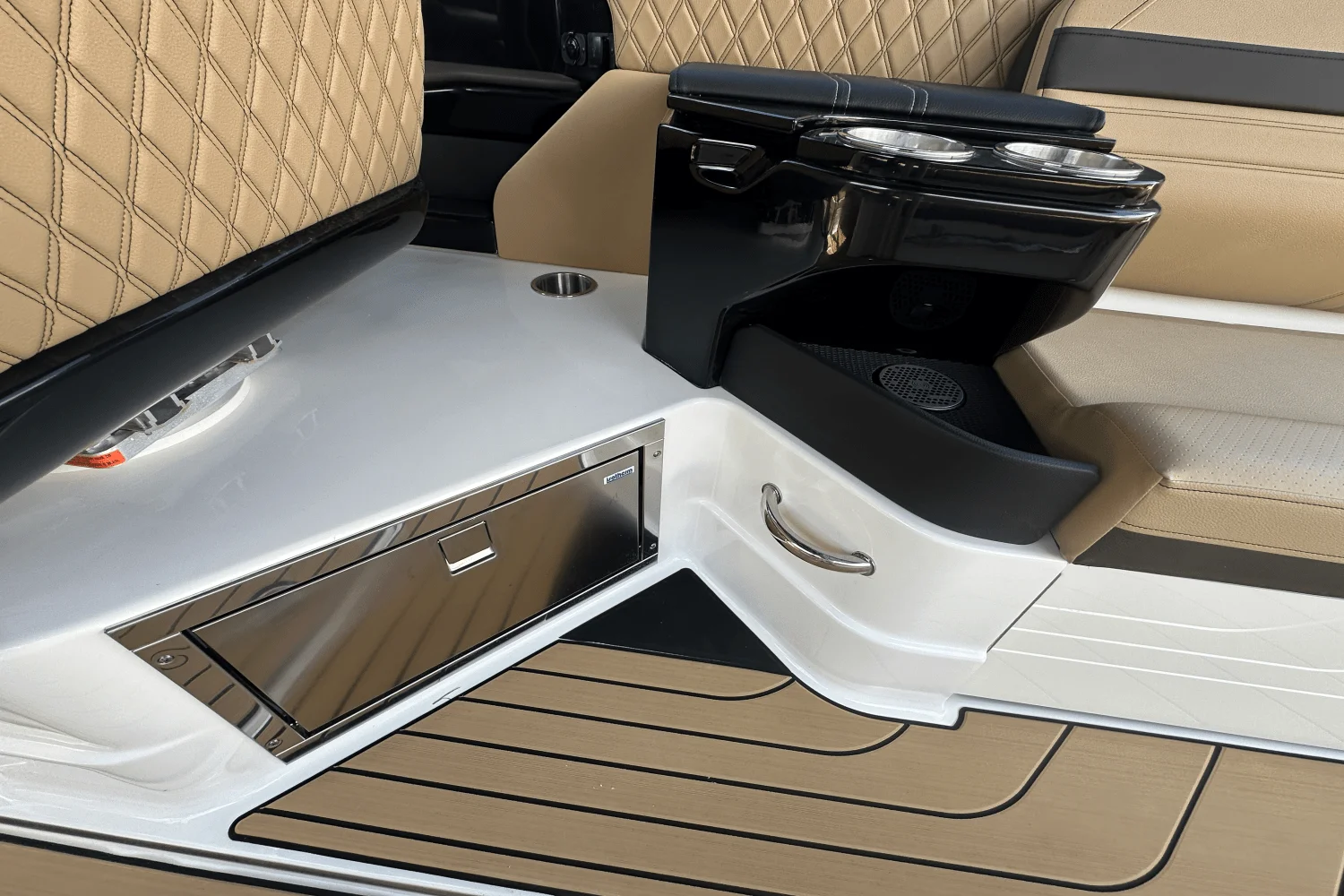 2026 Sea Ray SLX 280 Image Thumbnail #23