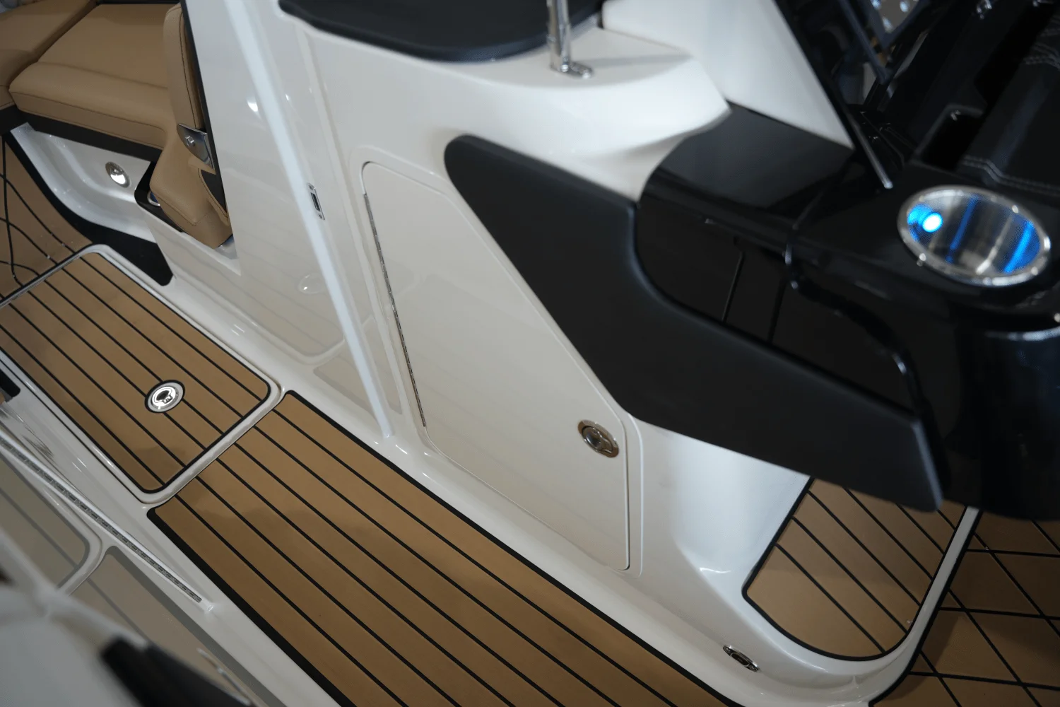 2026 Sea Ray SLX 260 Image Thumbnail #27