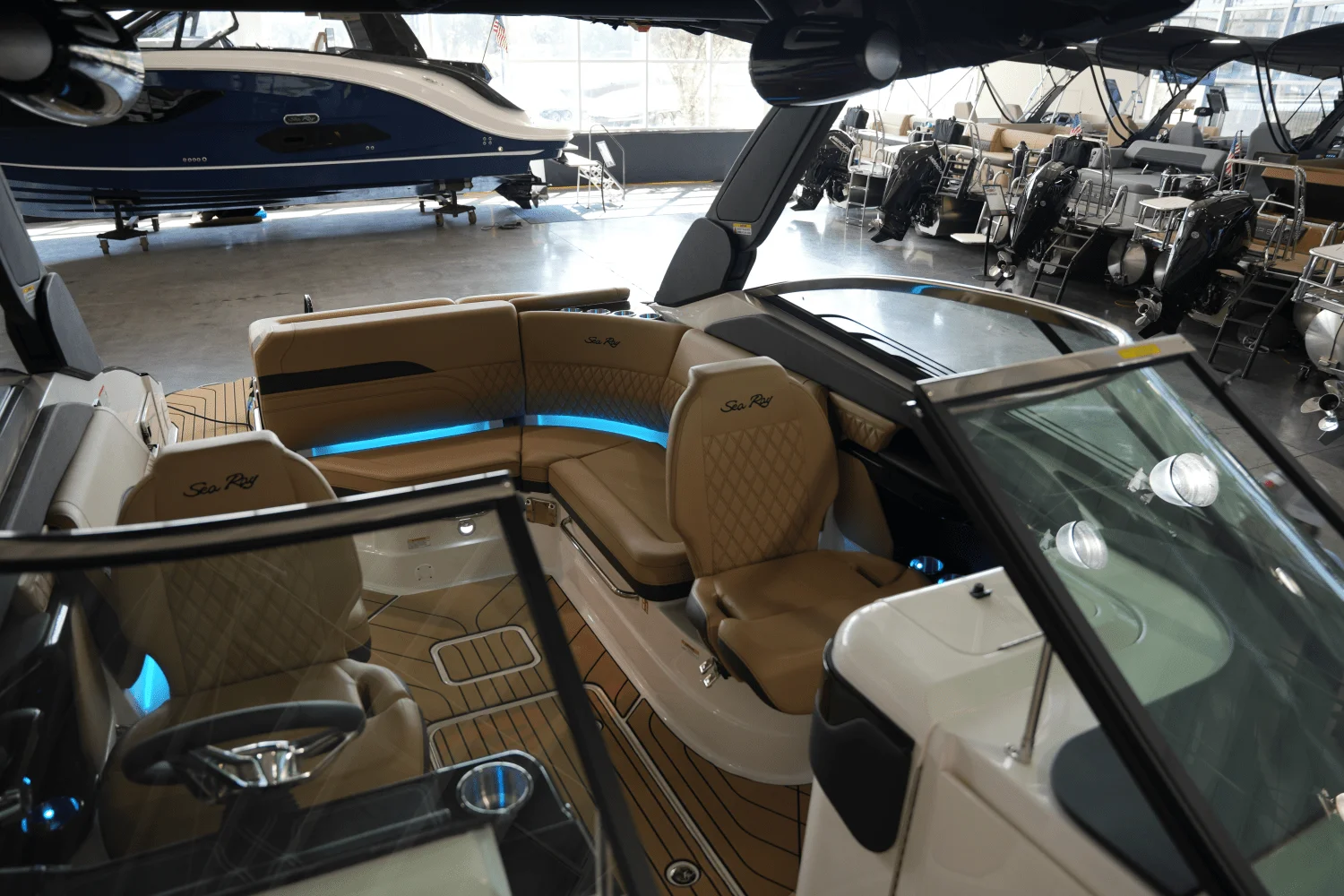 2026 Sea Ray SLX 260 Image Thumbnail #13