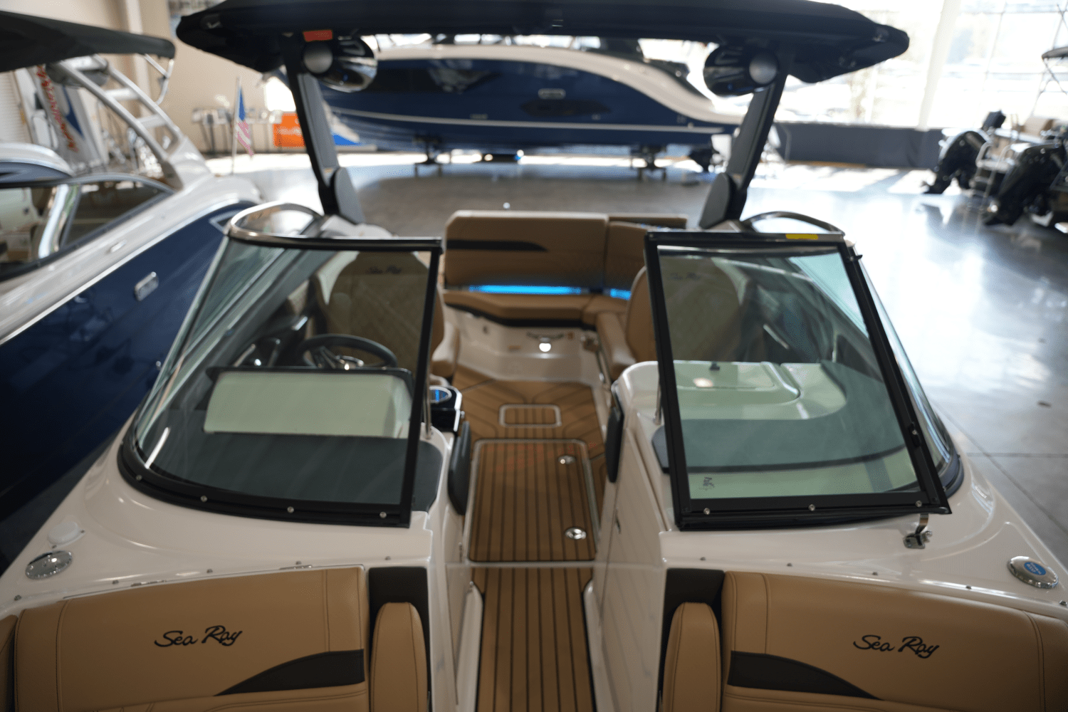 2026 Sea Ray SLX 260 Image Thumbnail #34