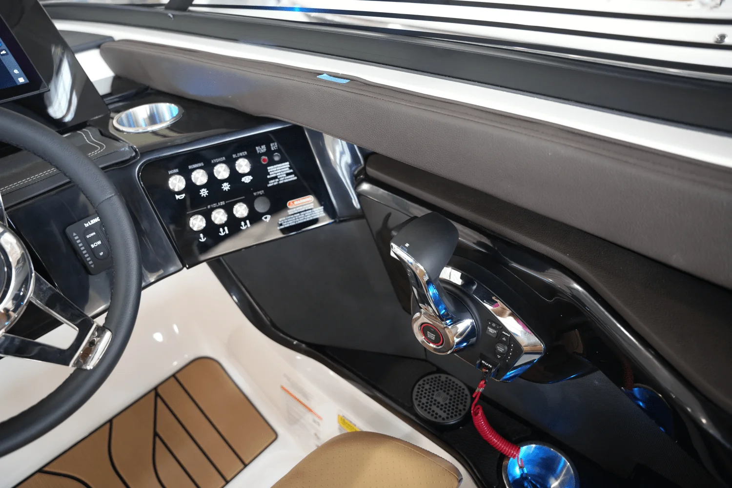 2026 Sea Ray SLX 260 Image Thumbnail #19