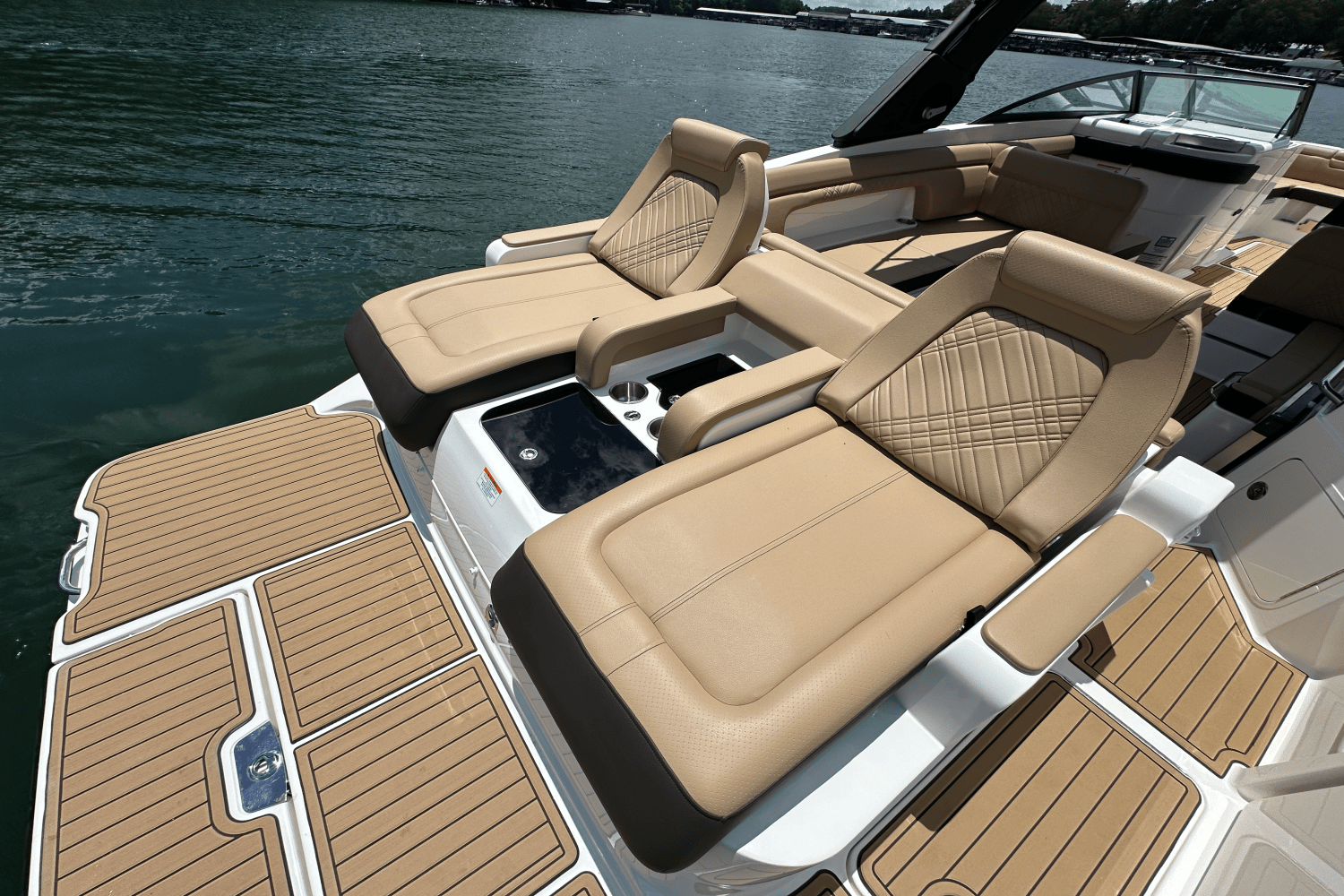 2026 Sea Ray SDX 290 Image Thumbnail #37