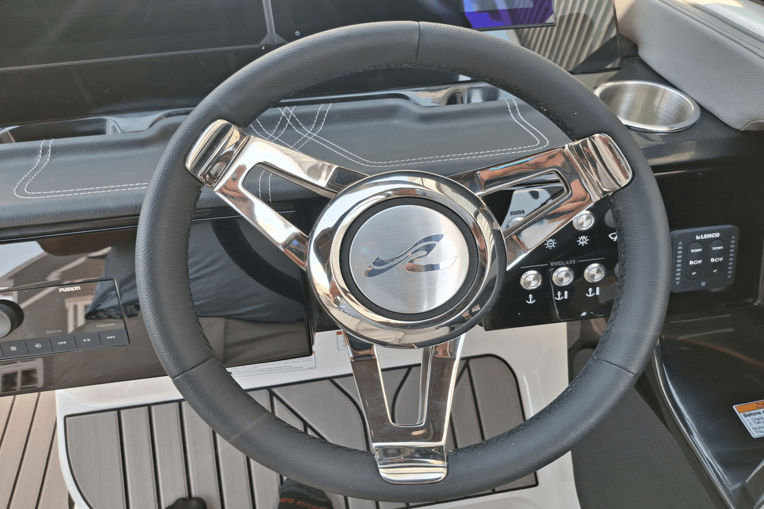2026 Sea Ray 280SXO Image Thumbnail #13