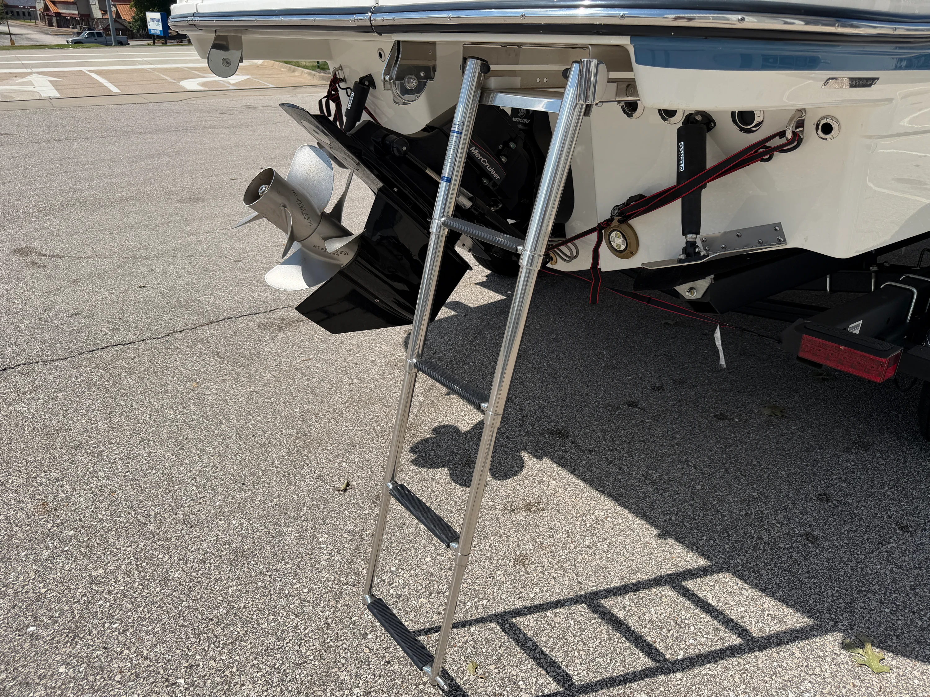 2026 Sea Ray SLX 260 Image Thumbnail #19
