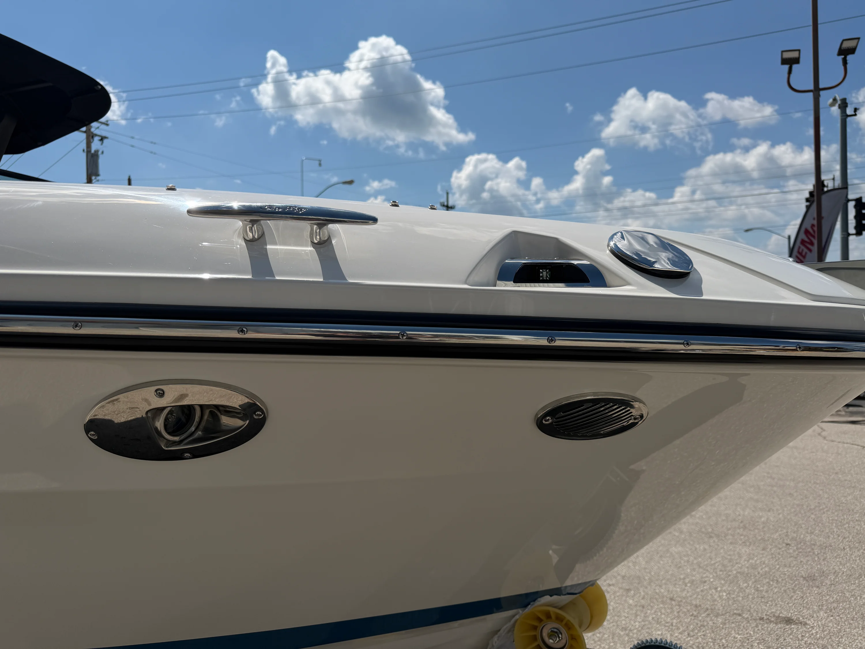 2026 Sea Ray SLX 260 Image Thumbnail #8