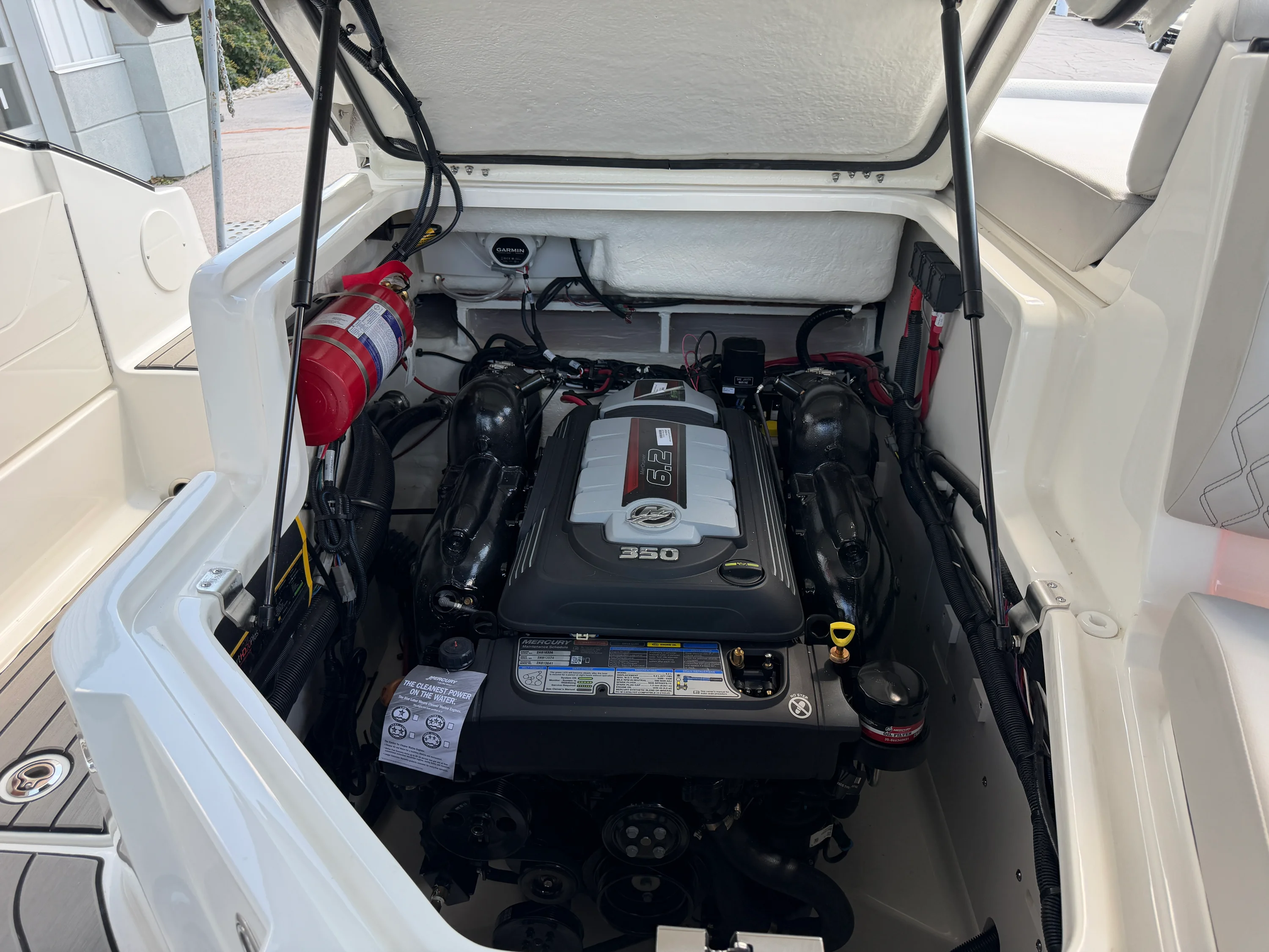 2026 Sea Ray SLX 260 Image Thumbnail #45